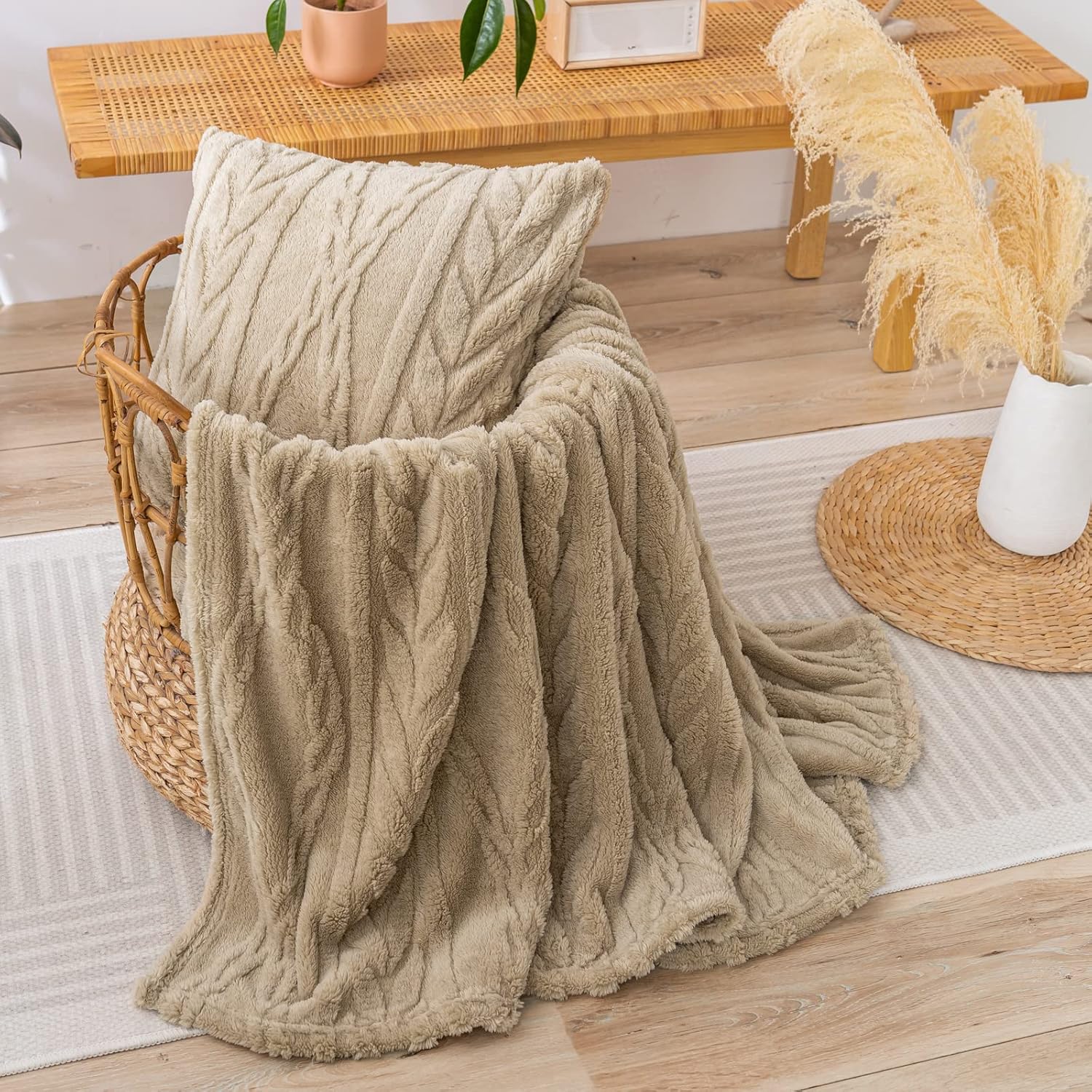 Sherpa Throw Blanket-3D Stylish Design Super Soft Fuzzy Cozy Warm Blanket Thick Plush Fluffy Furry Blankets for Teen Girls Women Couch Bed Sofa Chair Men Boys Gift(Tan,50"X65")