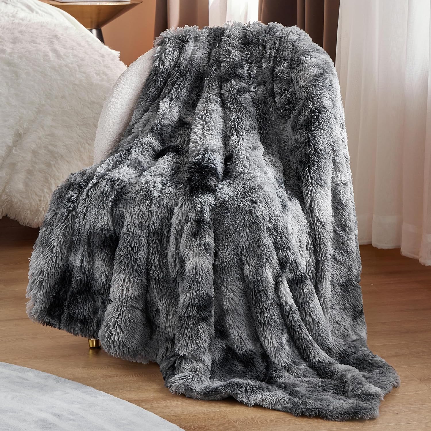 Soft Throw Blanket for Couch, Fluffy Fuzzy Blankets & Throws for Bed, Sofa, Cozy Plush Sherpa Fleece Faux Fur Blanket, Thick Warm Christmas Blanket Decor Gifts for Women, Men, 50X60, Grey