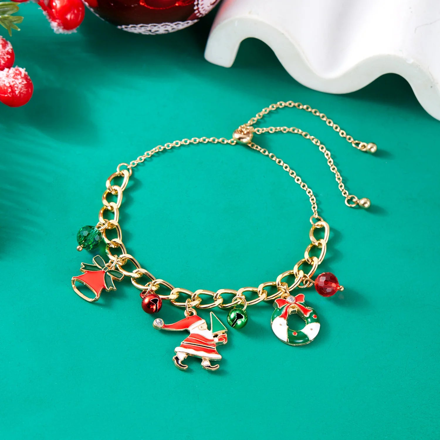 Fashion Christmas Chain Bracelet for Women Sweet Christmas Tree Snowflake Santa Claus Bell Bracelet Xmas Holiday Party Jewelry