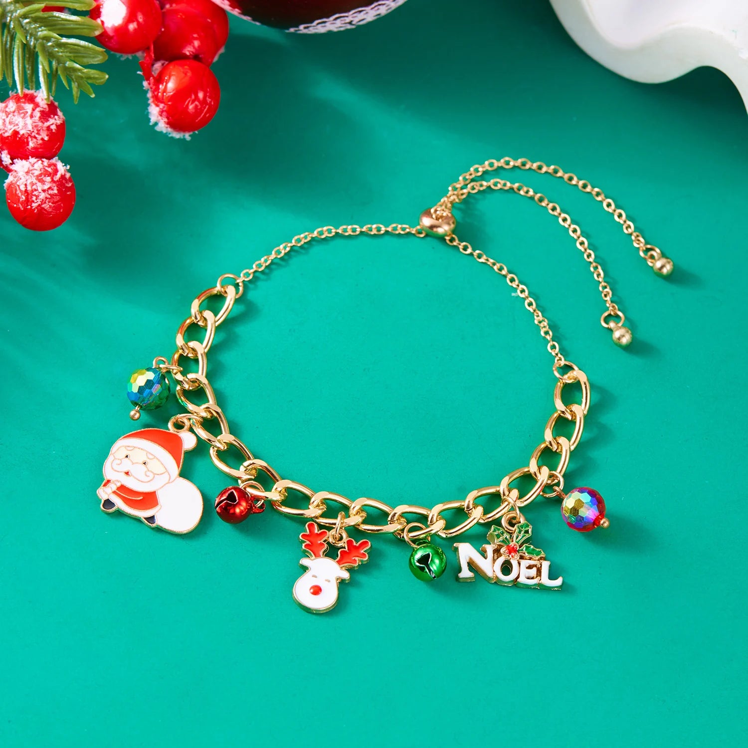 Fashion Christmas Chain Bracelet for Women Sweet Christmas Tree Snowflake Santa Claus Bell Bracelet Xmas Holiday Party Jewelry